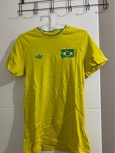 adidas tişört