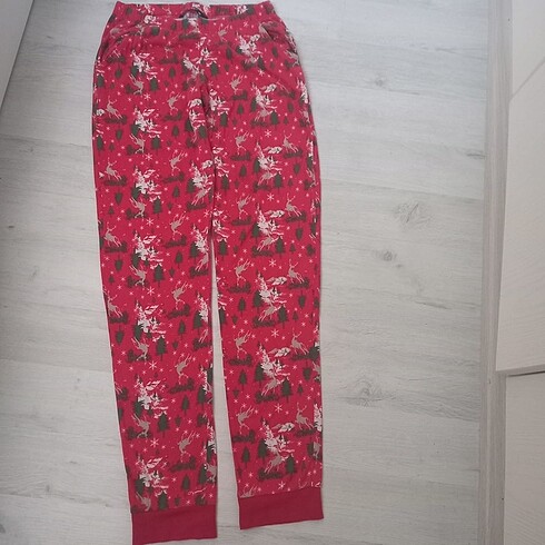 s Beden kırmızı Renk Pijama takımı