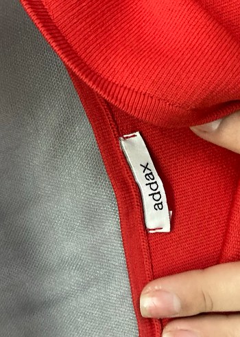 Kırmızı straplez crop - Görsel 2