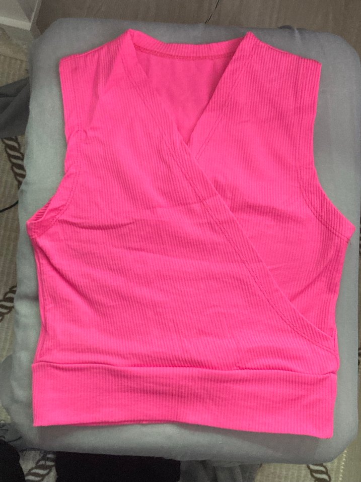 Pembe V Yaka İnce Askılı Atlet - Görsel 2