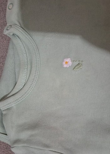 Gri Uzun Kollu Nakışlı Bebek Kız Body