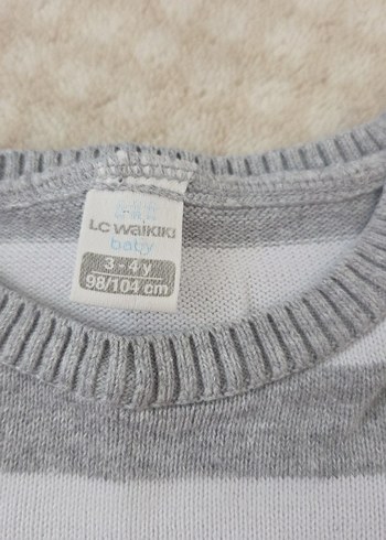 LC Waikiki Gri Çizgili Erkek Çocuk Triko Kazak