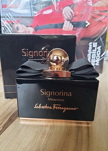 Signorina Misteriosa
