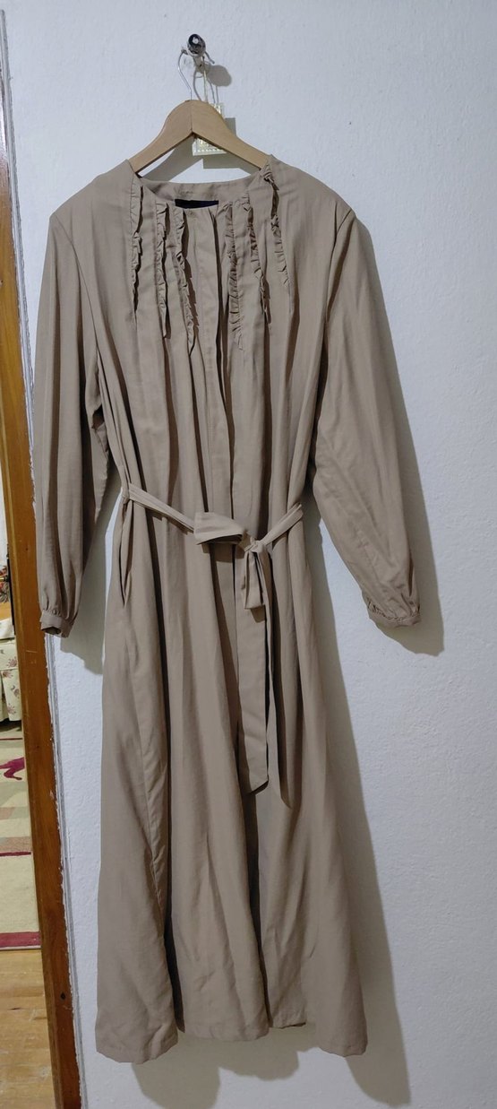 Bej Uzun Kadın pardesü /ferace - Görsel 2