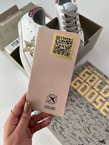 37 Beden beyaz Renk Golden goose
