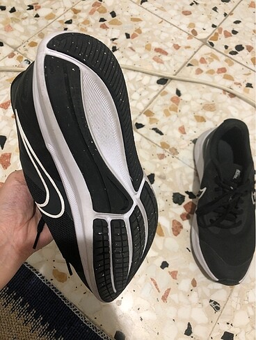 38,5 Beden Nıke marka starrunner spor ayakkabı