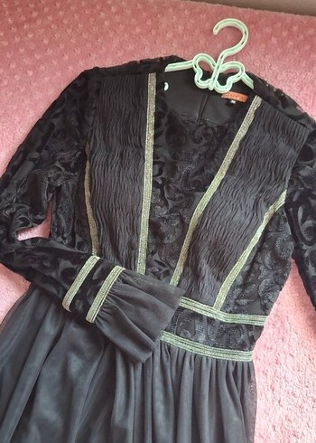 Uzun Kollu Siyah Gotik Nakışlı Elbise - Görsel 2