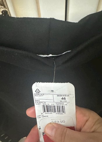 Düğmeli Siyah Midi Kadın Etek - Görsel 3