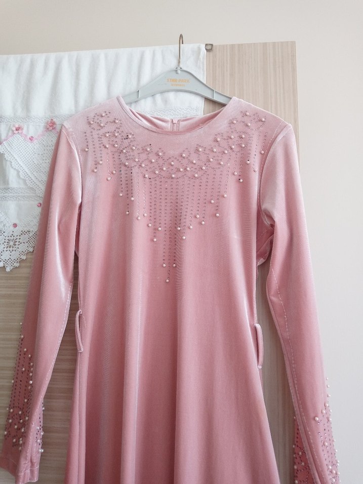 Nakışlı Uzun Pembe Kadın Elbise - Görsel 2