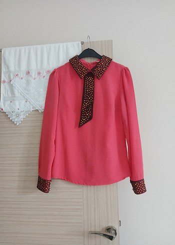 Düğmeli Parlak Pembe Uzun Kollu Gömlek - Görsel 3