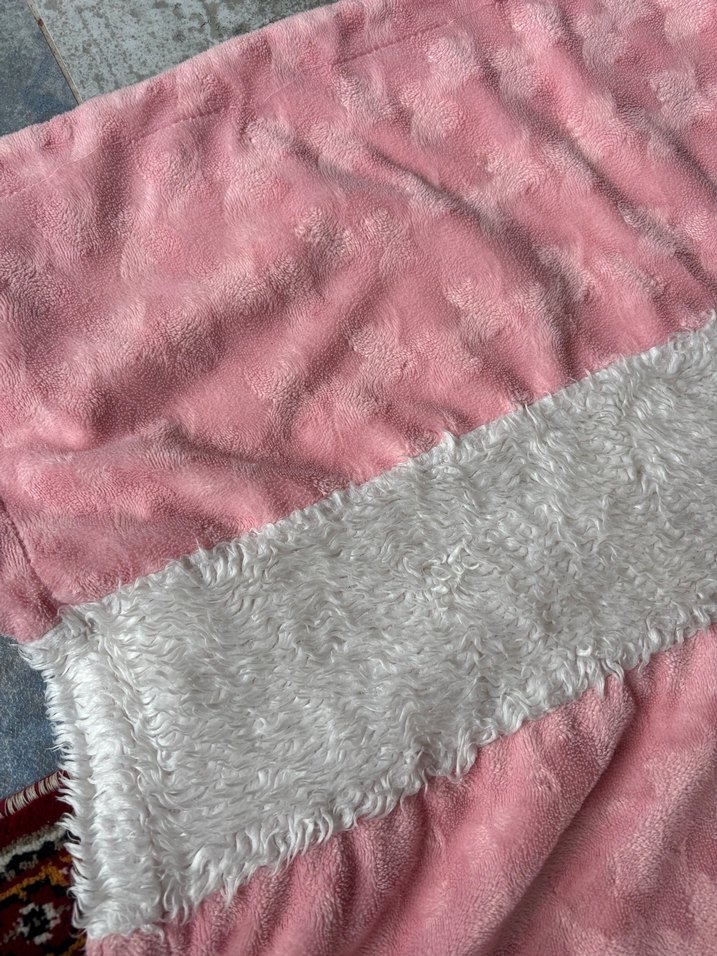 Pembe Baskılı Çocuk Battaniyesi - Görsel 4