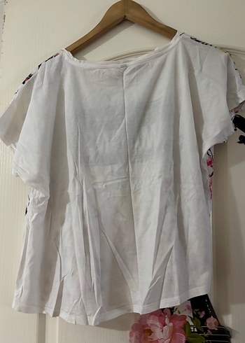 Renkli Baskılı Kız Tişörtü - Görsel 3