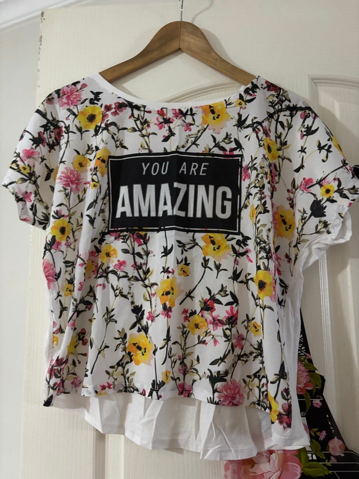 Renkli Baskılı Kız Tişörtü - Görsel 2