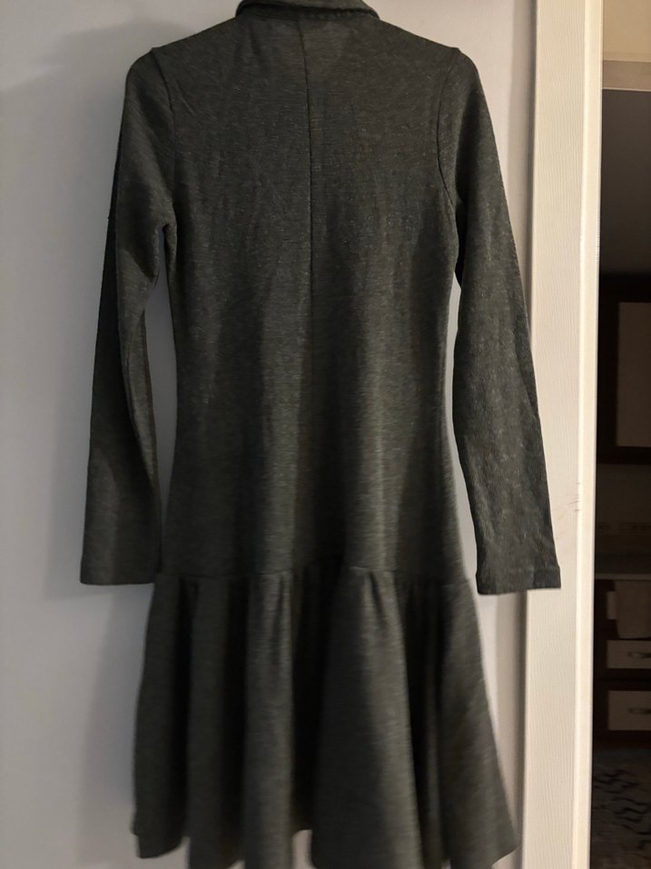 Düğmeli Uzun Kollu Gri Örgü Elbise - Görsel 5