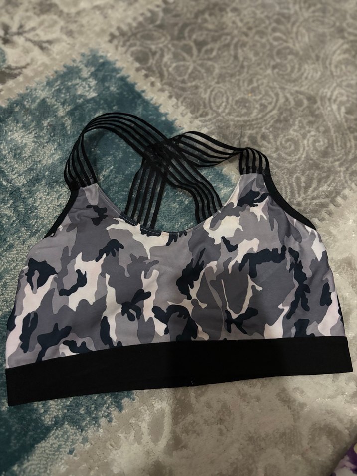 Gri Kamuflaj Desenli Spor Sütyeni - Görsel 2