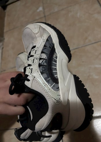 Gri Beyaz Yılan Desenli Bağcıklı Kadın Spor Ayakkabı - Görsel 6