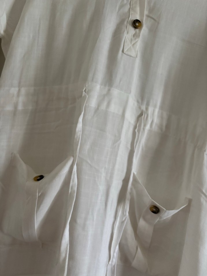 Düğmeli Beyaz Keten midi  Elbise - Görsel 3