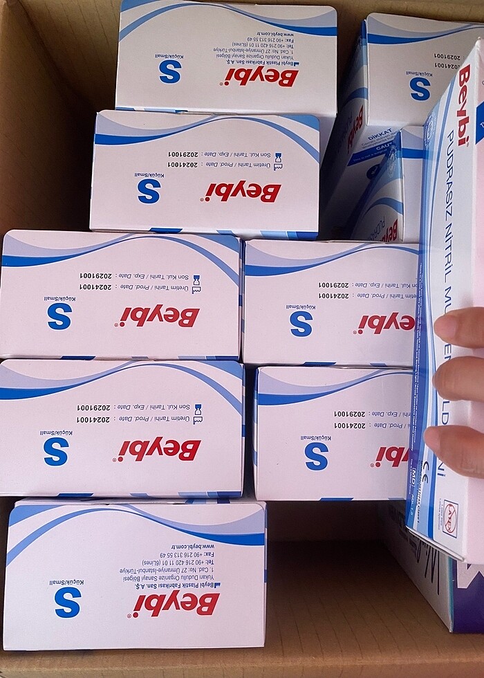 14 adet s beden pudrasız eldiven - Görsel 2