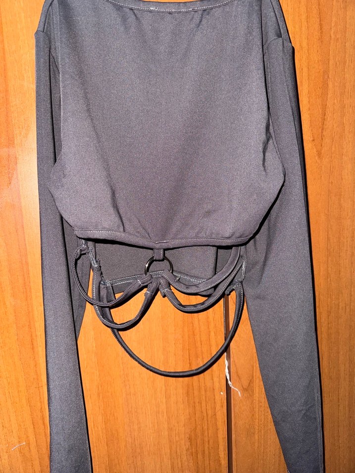 Gri Uzun Kollu Bel Detaylı Kadın Bluz - Görsel 2