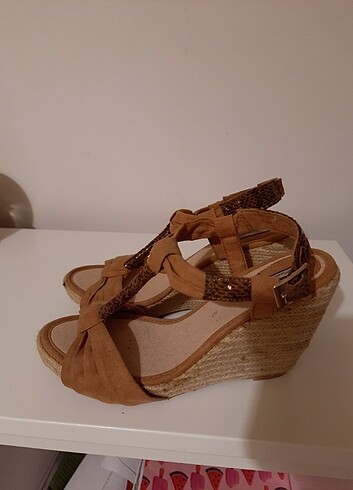Pull and Bear Sandalet Kadın ayakkabı