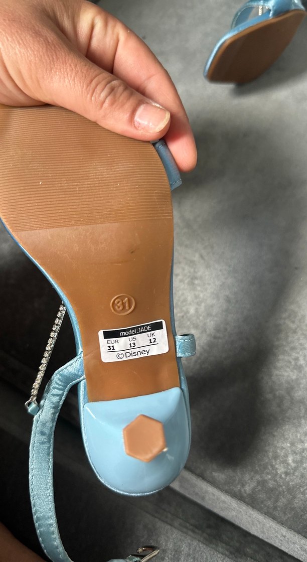 Mavi Zincir Detaylı  Ayakkabı - Görsel 3