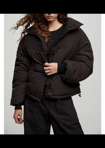 Pull Bear şişme mont