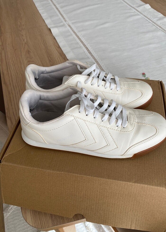 Hummel spor ayakkabı - Görsel 2