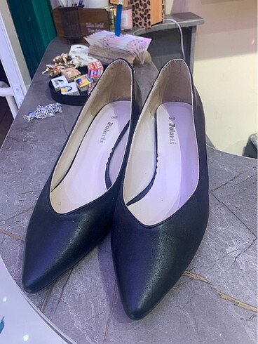 Siyah stiletto