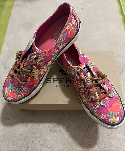 Sperry Pembe Çiçekli Desenli Ayakkabı