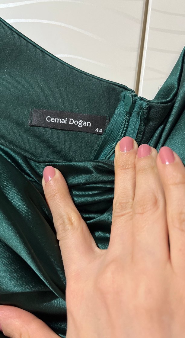 Koyu Yeşil Drapeli Uzun Abiye Elbise - Görsel 4