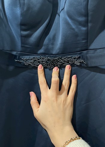 Lacivert Uzun Drapeli Gotik Abiye Elbise - Görsel 4