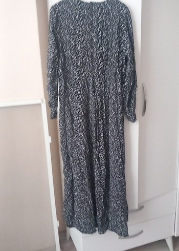 Uzun Kollu Siyah Gri Puantiyeli Uzun Elbise - Görsel 5