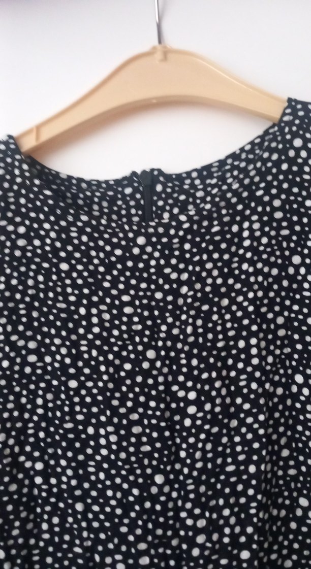 Uzun Kollu Siyah Gri Puantiyeli Uzun Elbise - Görsel 2