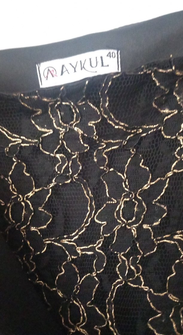 Dantel Detaylı Siyah Midi Elbise - Görsel 4