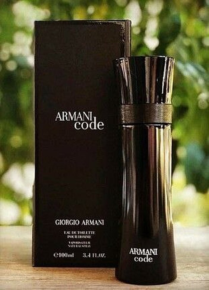 Giorgio Armani Code Erkek Parfümü Siyah - Görsel 2