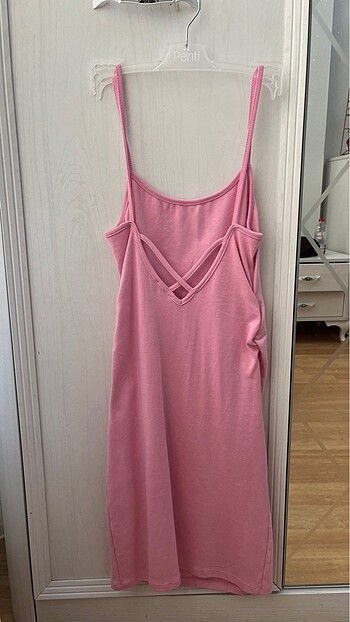 Bershka Pembe elbise