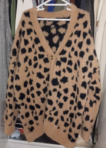 Kahverengi Leopar Desenli peluş Kadın Hırka