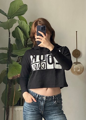 Siyah Kapüşonlu Baskılı Kadın Sweatshirt - Görsel 2