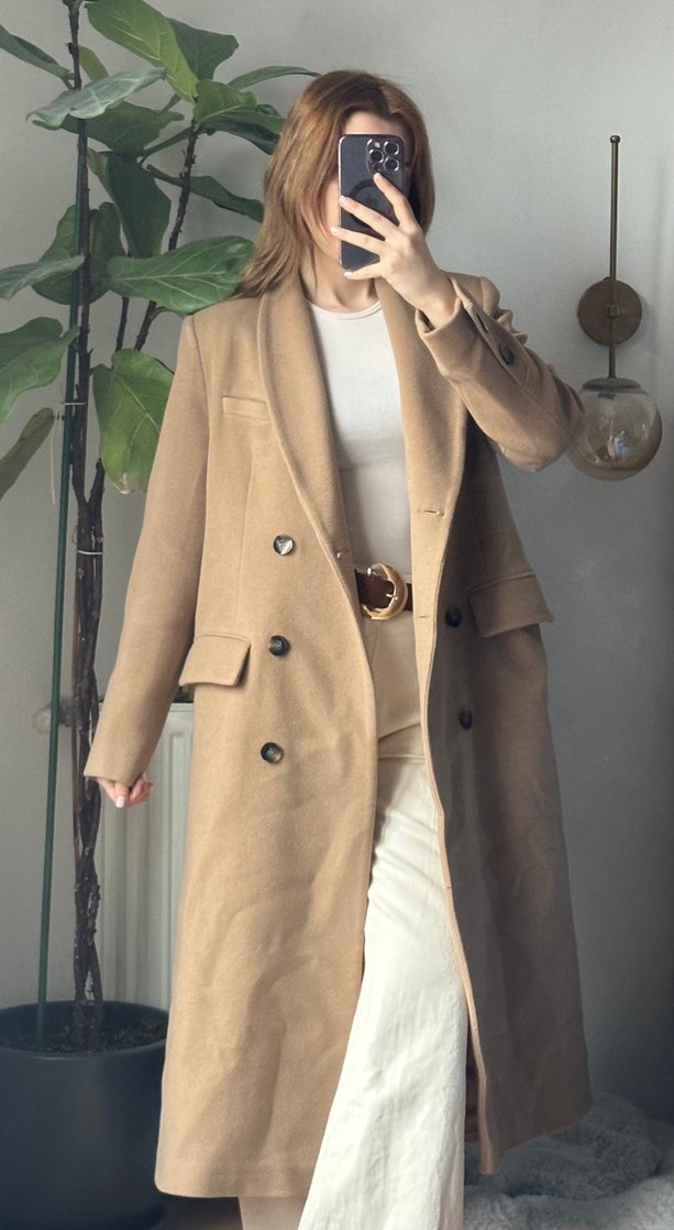 Düğmeli Bej Uzun Kaban - Görsel 4