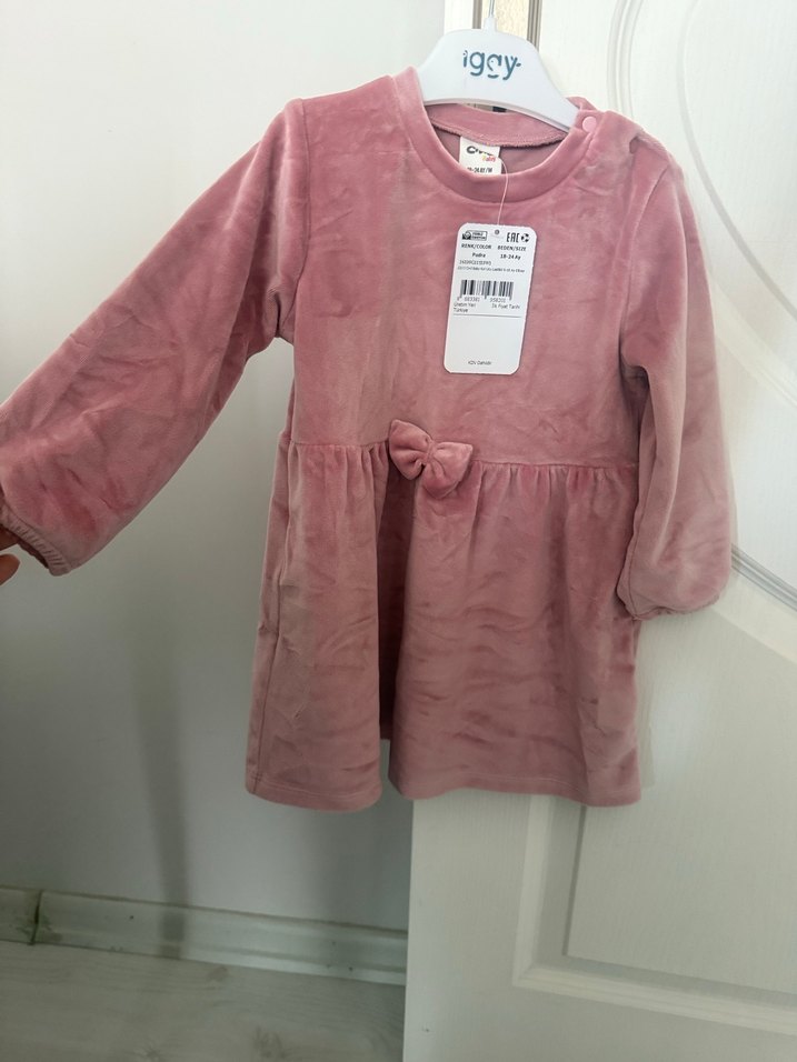 Kız bebek etiketli elbise - Görsel 2