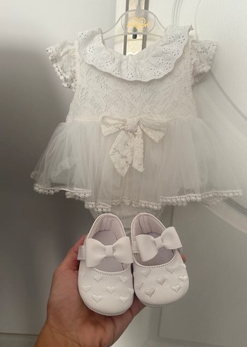 Kız Bebek Beyaz Dantel İşlemeli Elbise - Görsel 3