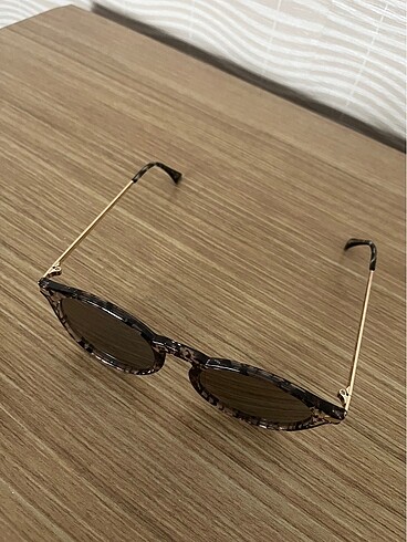 H&M Güneş Gözlüğü