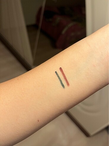  Beden Flormar Extreme Tattoo Gel Pencil