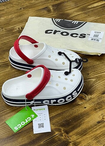 Crocs 