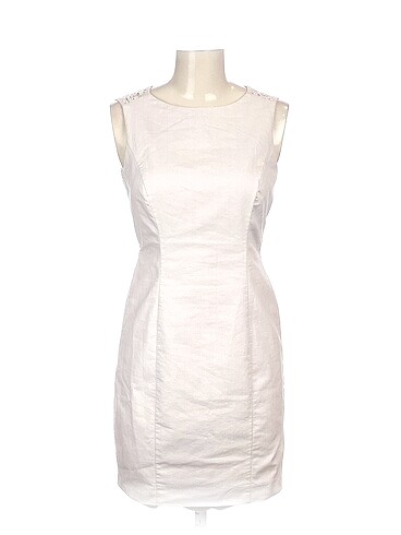 PreLoved Kısa Elbise %70 İndirimli.