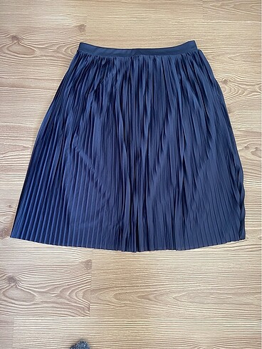 LC Waikiki Lcw pileli 42 beden etek
