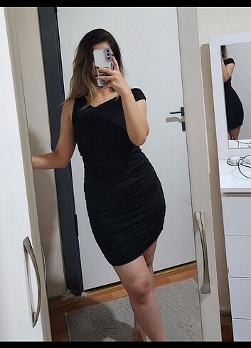 Stradivarius stradivarius siyah drapeli elbise