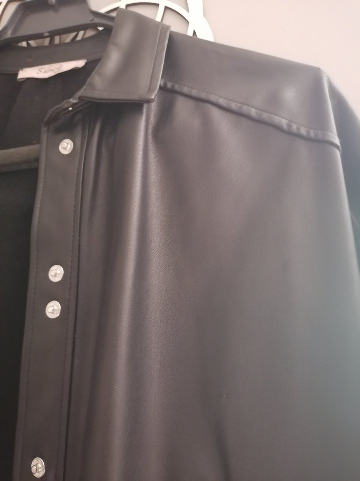 Düğmeli Siyah Deri Kadın Ceket - Görsel 2