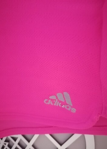 s Beden Adidas kadın tişört