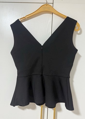Zara Kemerli Siyah V Yaka Kolsuz Bluz